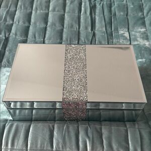 Mirrored storage box